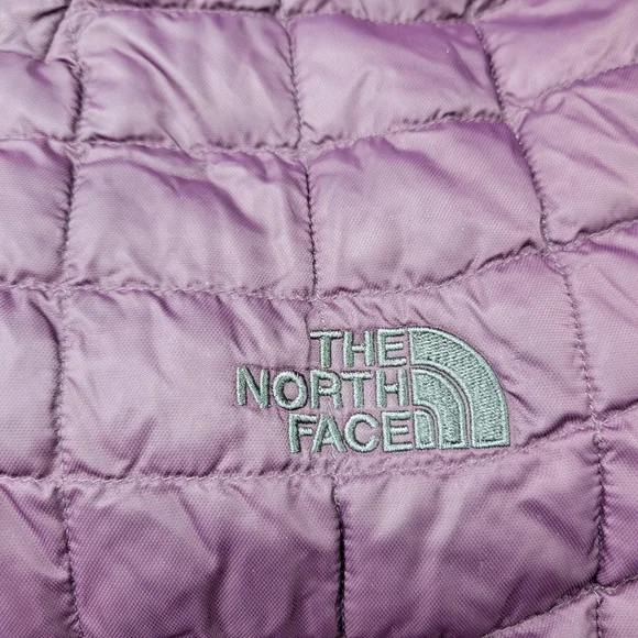 The North Face Mens Kilowatt Thermoball Hooded Jacket XL Purple Gray Puffer Coat - Picture 3 of 13